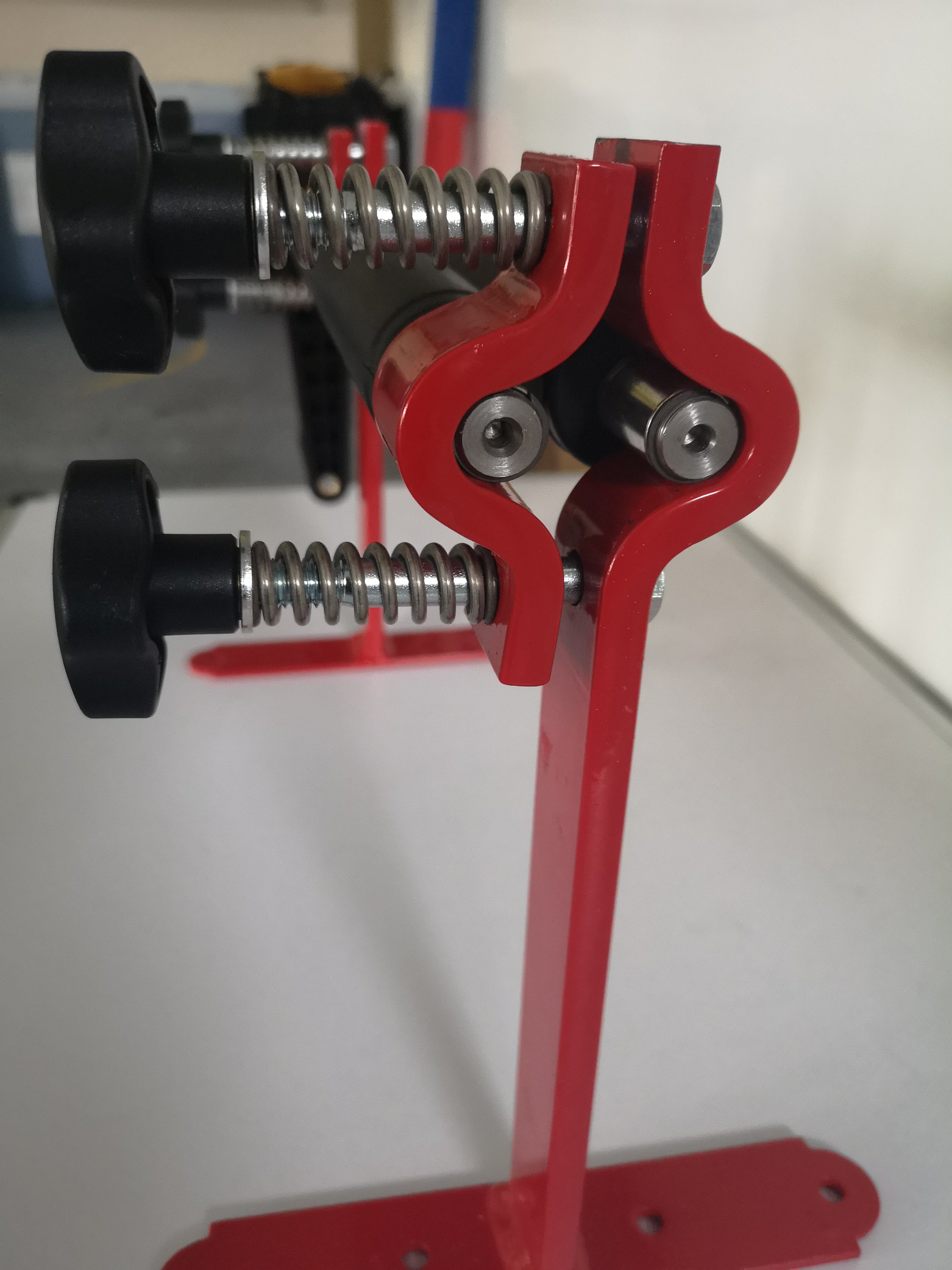 Heavy duty springs bearings and a powder coated frame ensure that this tool will stand the test of time